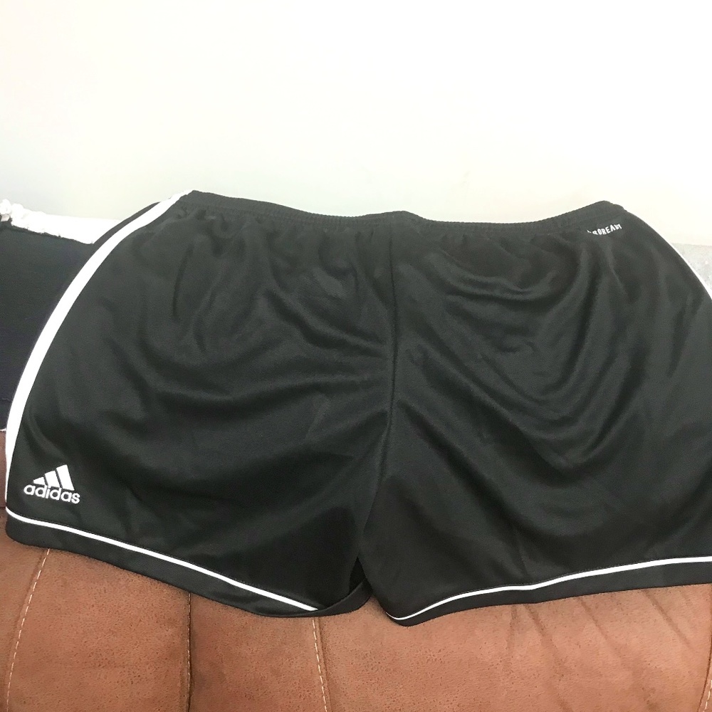 Adidas Woman's Shorts Size Large